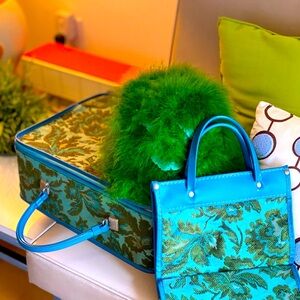 Avon VTG Brocade Green Sales suitcase/Tote